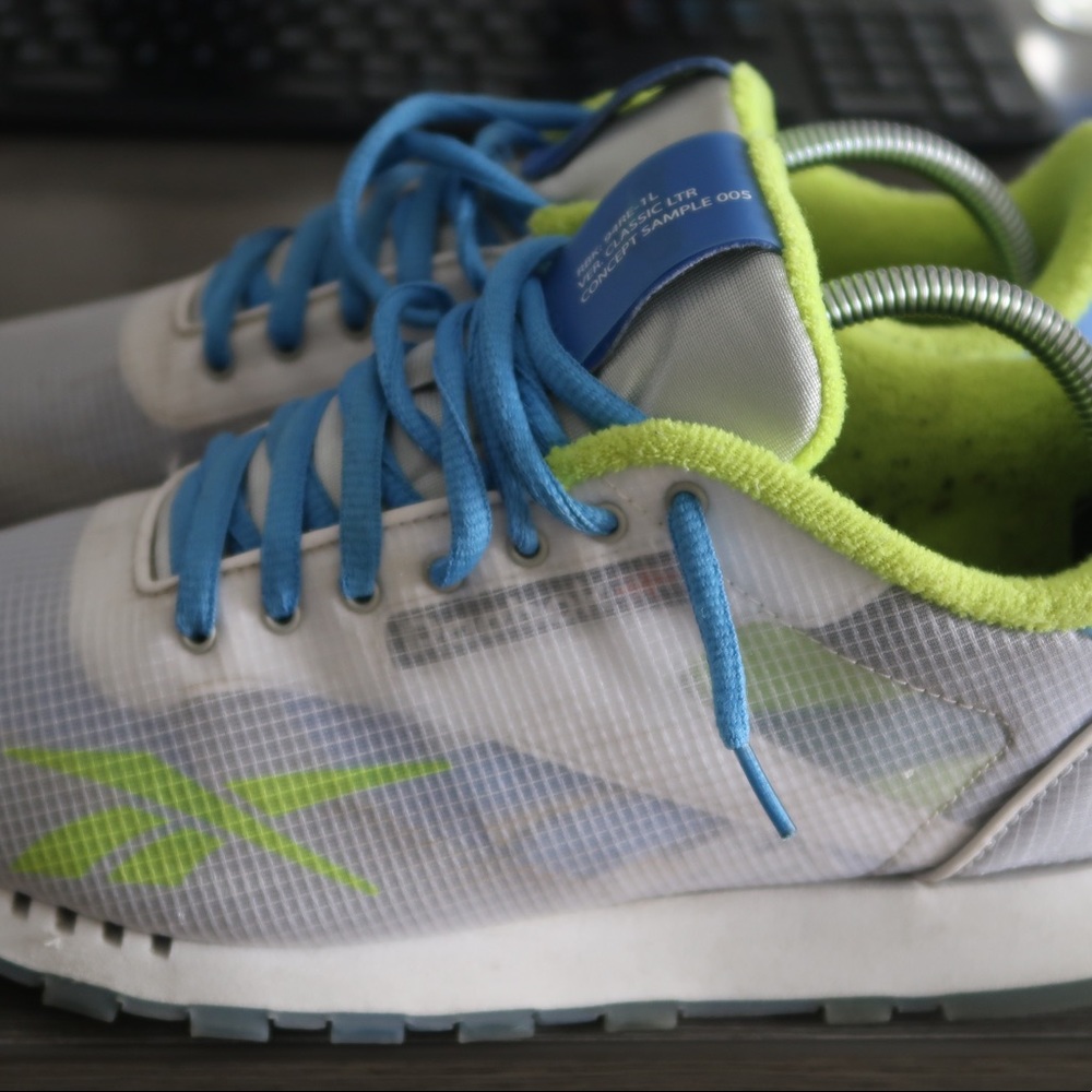 Rebook classic white blue men size 9.5